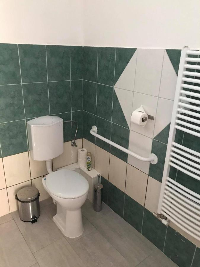 Hunyadi Panzio-Apartman Мако Екстер'єр фото
