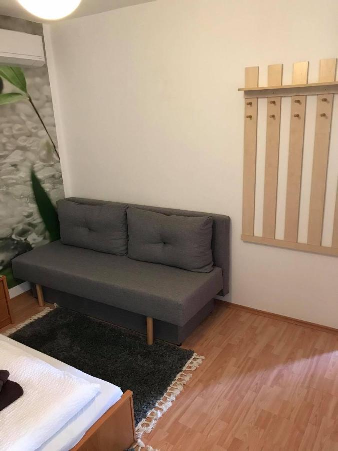 Hunyadi Panzio-Apartman Мако Екстер'єр фото