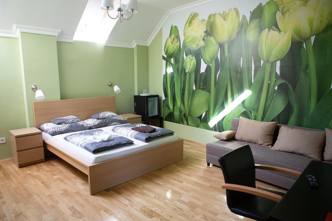 Hunyadi Panzio-Apartman Мако Екстер'єр фото