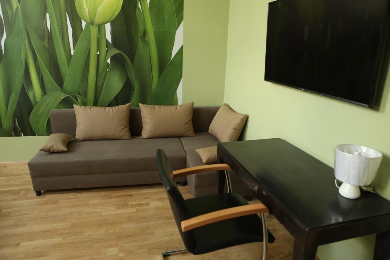 Hunyadi Panzio-Apartman Мако Екстер'єр фото