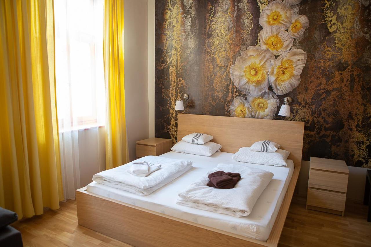 Hunyadi Panzio-Apartman Мако Екстер'єр фото